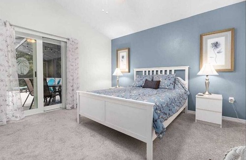 Eagle Pointe South Villa | Tropical Views 4bdr Sleeps 8. Close to Parks!