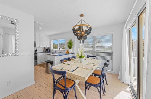 Holmes Beach House | Turtle Beach: 2 Homes, Sleeps 10, Gulf Front with 2 Pools!