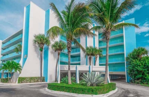 Hutchinson Island South Apartment | Turtle Reef Club - 3BR