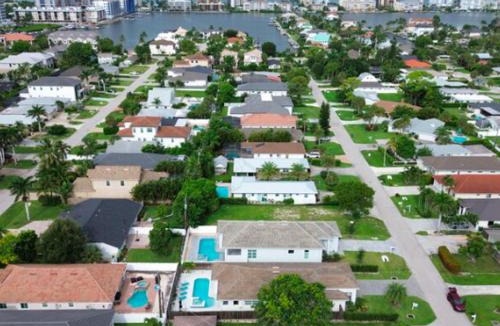 Naples Park House | Twin Tides 2 Side-by-Side Homes w/Pools + Spas