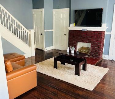 Irvington House | Two Bedrooms Home