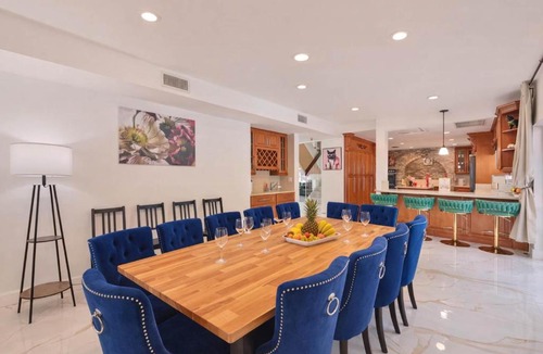 Ives Estates House | Two Luxury Villas - Private Pools - Large Groups