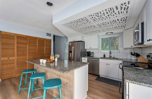 Englewood House | Uncrowded Beach Sunsets just 50 steps away + 2 King beds + Pac Man Arcade