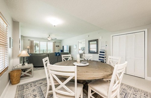 Ocean View Halifax Estates Apartment | Unit 102 Aruba - 3 Bedroom Ocean Front
