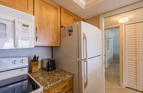 Siesta Key Condo | Unit 118- 1 Bedroom and 1 Bathroom Condominium with Partial South Views