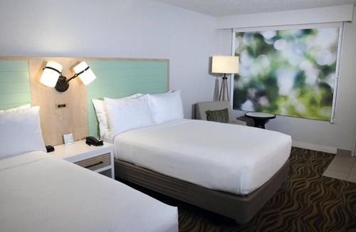 Lake Buena Vista Hotel | Unwind in Disney Style: Lake Vista Buena Haven for Making Memories! 4 Units