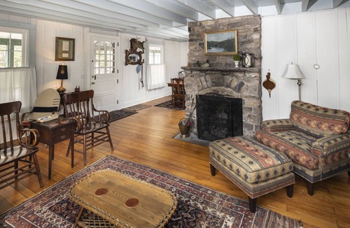 Eagles Mere House | Updated Traditional Cottage