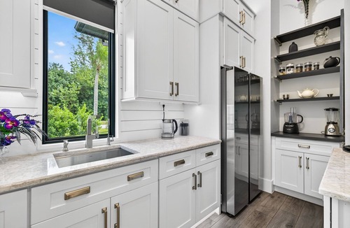 Bell Villa House | Upscale Retreat/1 Acre/Golf Cart/Resort Amenities