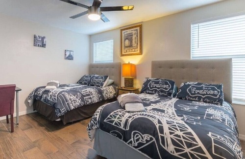Lindfields Villa | Upscale Well-Appointed Holiday Villa! Private Pool