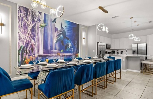 Kissimmee House | Upstay Bella Vida Retreat w Pool, Cinema and Games