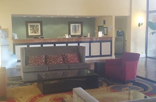 Villages of Palm Beach Lakes Hotel | Ramada by Wyndham West Palm Beach Airport