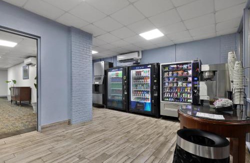 Southern Shops Hotel | USA Economy Lodge