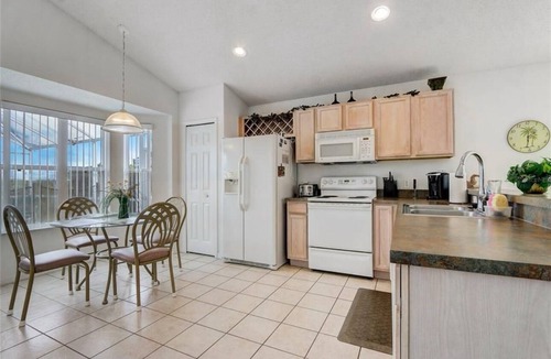 Westbury House | vacation home with heated pool and spa near Disney golf theme parks