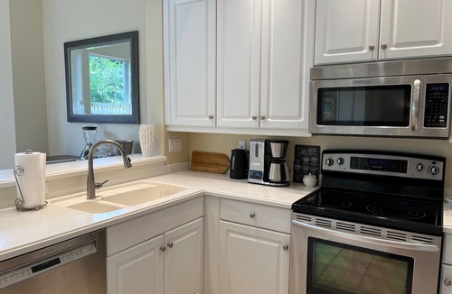 Bonita Springs Condo | Vacation Oasis In Palm Colony At Pelican Landing - Private Community Beach