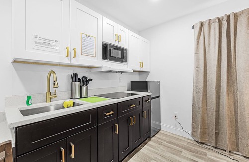 Tice Hotel | Veras Inn & Suites