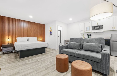 Tice Hotel | Veras Inn & Suites