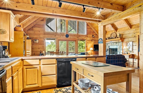 Lake Lure Cabin | Views, Mirror Lake Access, Wood Fireplace - Juve' Cabin by Carolina Properties