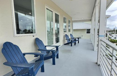 Mid Island House | Villa Estero Dream