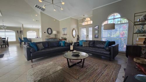 Central Naples Villa | VIlla Gordian Naples Florida