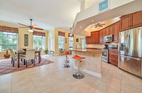 Biggar House | Villa Margaretha - Stunning pool home in South Fort Myers!