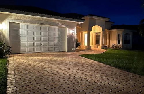Yacht Club Villa | Villa Meridian Spacious villa for discerning guests.