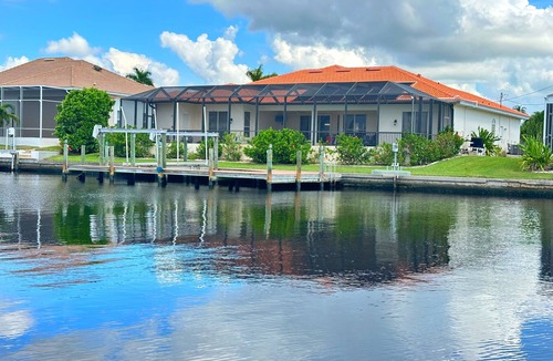 Yacht Club Villa | Villa Meridian Spacious villa for discerning guests.