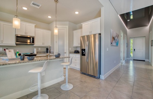 Fort Myers Villa | VILLA MODERN TIMES – HEATED POOL | WATER VIEW | BOAT RENTAL + TOURS VOUCHER INCL.