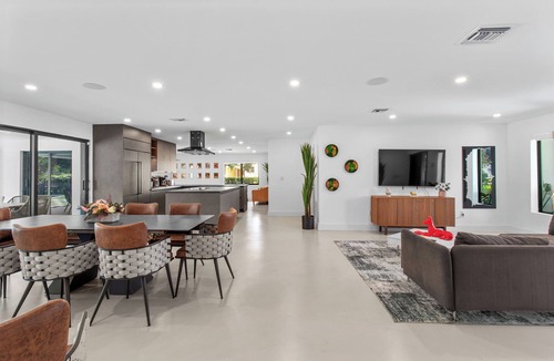 Davie Villa | Villa Platinum by Glam Homes