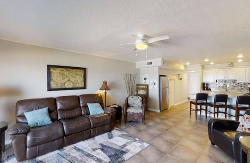 Indialantic Condo | Villa Riviera Direct Oceanfront, Private balcony/Beach, Heated Pool