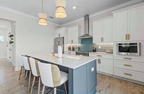 Fort Myers Beach House | Villa Sorrento · 2026 Luxury · 4 Kings · Near Town