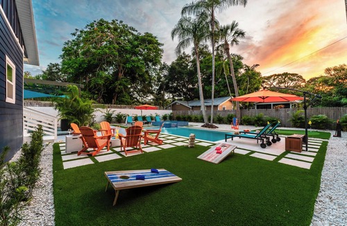 River District House | Villa Tessa: Sleeps 12, 4BR-3BA-Pool/Spa-Mini Golf-Small Dog OK-8 Miles to Beach