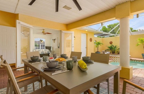 Cape Coral Villa | Villa Tuscany: Luxury Stay with Pool & Spa