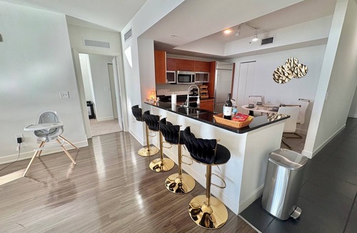 Fort Myers Apartment | Vista Luxe Large Apartment Ocean View