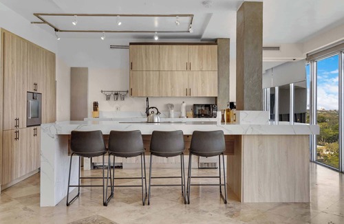Morningside Apartment | Voy House at Biscayne Penthouse | Hot Tub | 4 Bed