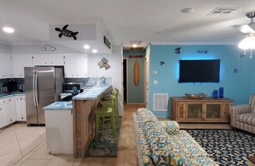 Englewood Apartment | WALK TO BEACH ACCESS! DOG FRIENDLY! UNIT 2A