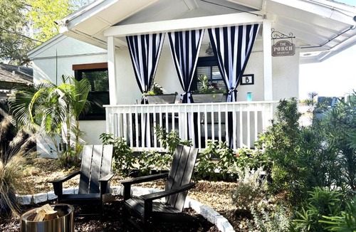 Fort Myers River District Apartment | Walk to Best Eats and Shops and Stay in Style
