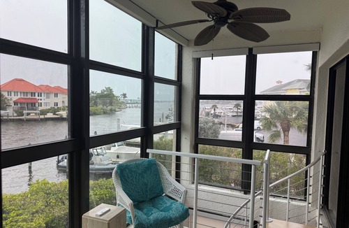 Old Naples Condo | Walk to Downtown 5th Ave Naples & Beach 2-Master BR condo Waterfront Views -WiFi