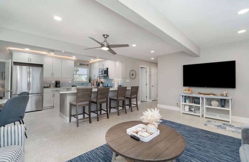 Hills T P House | Walk to Gulf! 4BR Pool, 1-Level