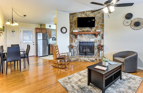Auburndale House | Walk to Lake Ariana Park! Home w/Screened Porch