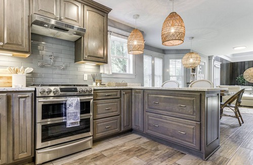 Bluffton House | Walk to Old Town Bluffton! Family Home w/Balcony