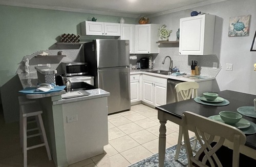 Englewood Apartment | WALK TO PRIVATE BEACH ACCESS! DOG FRIENDLY UNIT 2B