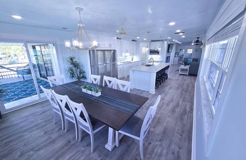 Siesta Key House | Walk to Siesta Key Beach!