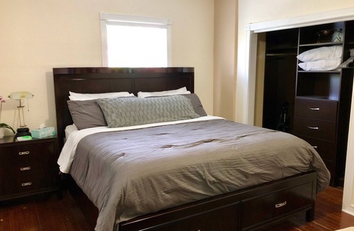 Grandview Heights House | Walking Distance to Easteries & Conventiontion Center!