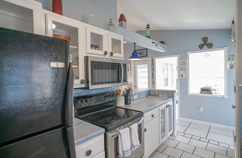 Little Egg Harbor House | Waterfront 4/2 House w/Boat Dock & Cottage. Bring Your Boat!