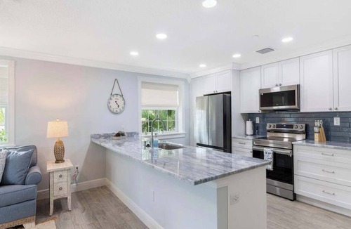 Sebastian Apartment | Water side Upstairs Condo in Sebastian FL