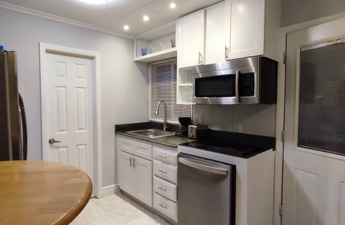 Jensen Beach Apartment | Water View Studio near downtown