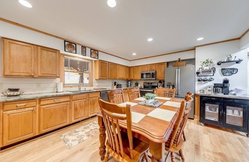 Helen Cabin | Waterfall Cabin/2 BR in Helen | private waterfall with Hot Tub under the stars!