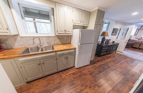 Banner Elk Cabin | Waterfalls in Your Backyard + 7 Bedrooms! 3 Miles to Sugar Mountain!