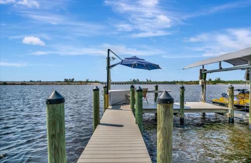 Alabama Grove Terrace House | Waterfront 3B FREE Boat Parking near Downtown