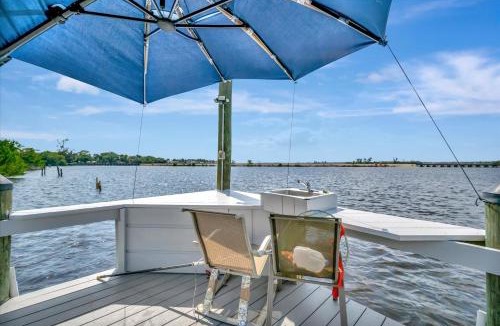 Alabama Grove Terrace House | Waterfront 3B FREE Boat Parking near Downtown